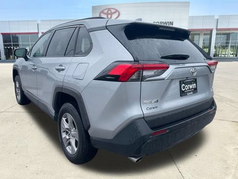 Used 2025 Toyota RAV4 XLE AWD/4WD image 3