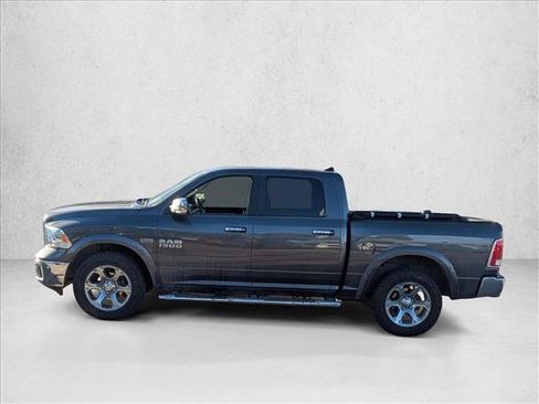 Used 2017 RAM 1500 Laramie w/ Convenience Group image 8