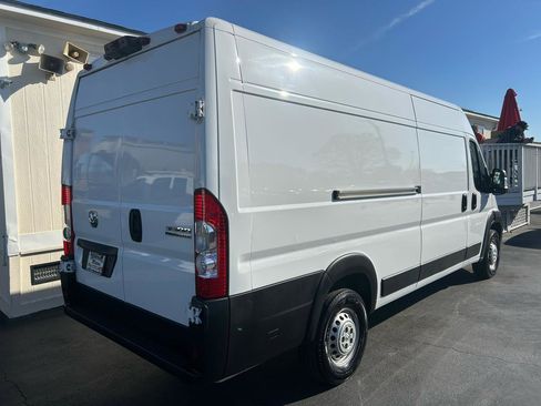 Used 2024 RAM ProMaster 3500 w/ Convenience Group image 8