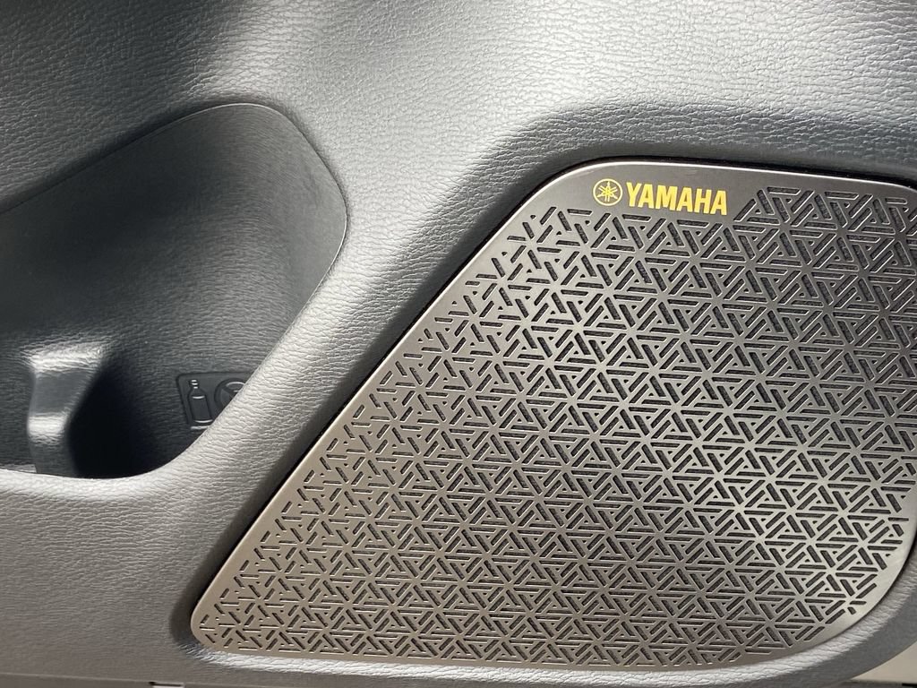 New 2026 Mitsubishi Outlander SE FWD image 21