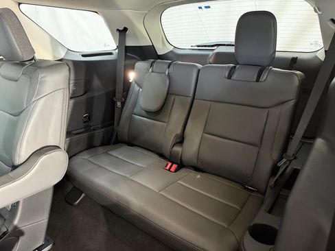 New 2026 Ford Explorer Active w/ Active Comfort Package RWD image 18