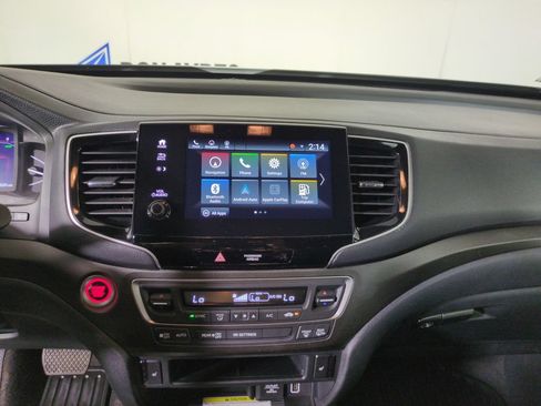 Certified 2023 Honda Passport TrailSport image 18