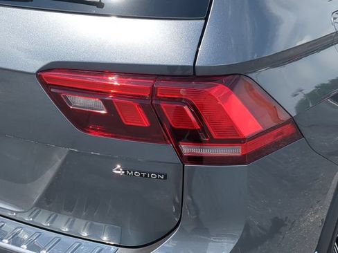 Used 2023 Volkswagen Tiguan SEL R-Line AWD/4WD image 11