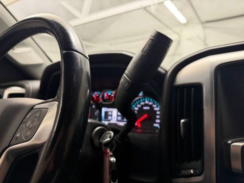 Used 2019 GMC Sierra 2500 SLT w/ Suspension Package, Off-Road AWD/4WD image 30