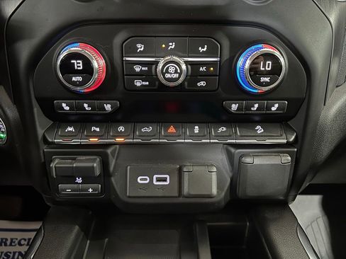 Used 2020 GMC Sierra 1500 AT4 w/ AT4 Premium Package AWD/4WD image 37