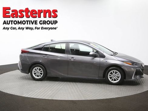 Used 2022 Toyota Prius Prime LE FWD image 44