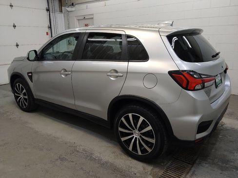 Used 2021 Mitsubishi Outlander Sport FWD image 3