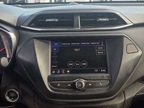 Used 2023 Chevrolet TrailBlazer LT FWD image 12