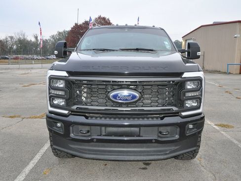 Used 2023 Ford F250 Lariat w/ Sport Appearance Package image 8