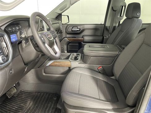 Certified 2022 GMC Sierra 1500 Elevation w/ Driver Alert Package I image 2