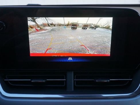 New 2026 Chevrolet Trax LT image 18