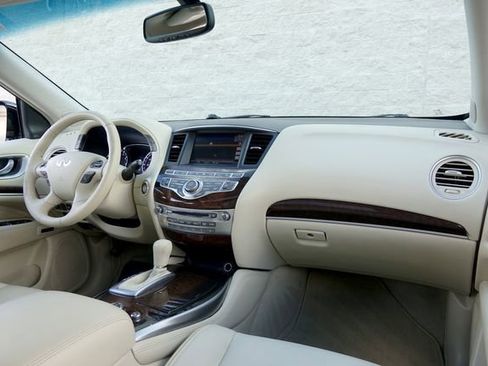 Used 2013 INFINITI JX35 FWD w/ Premium Pkg image 12