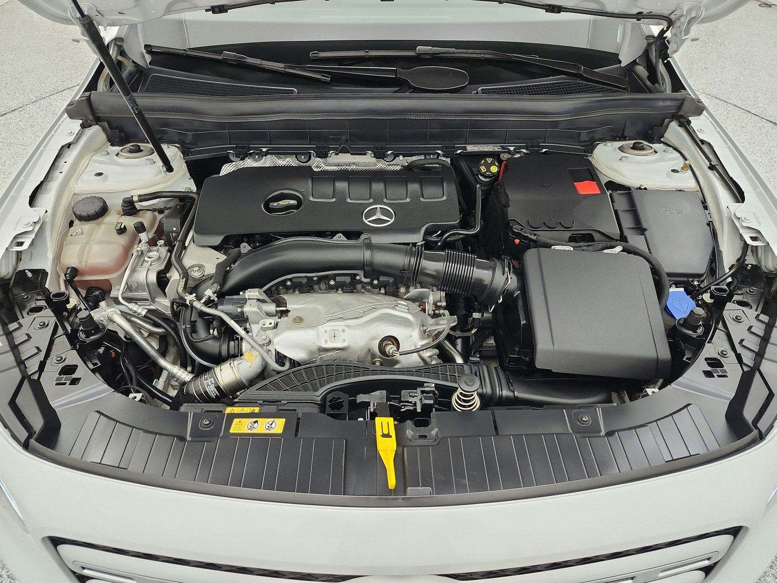 Used 2022 Mercedes-Benz GLB 250 image 17
