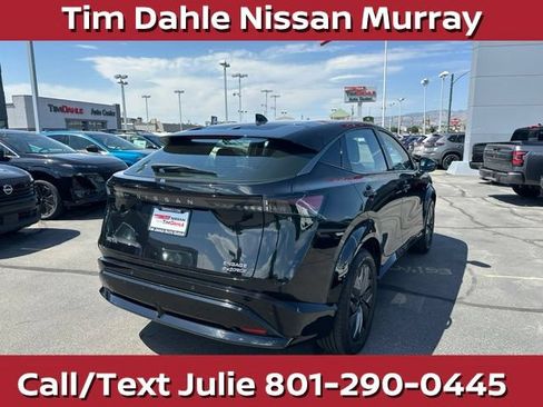Used 2024 Nissan Ariya AWD image 11