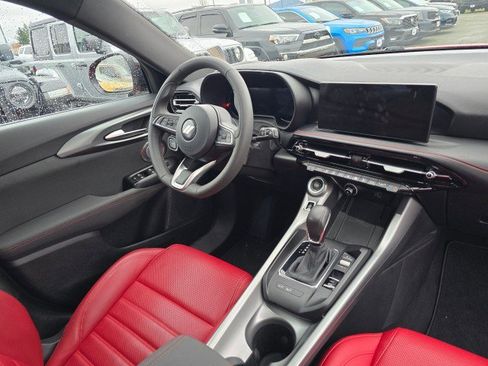 Certified 2024 Dodge Hornet GT Plus image 18