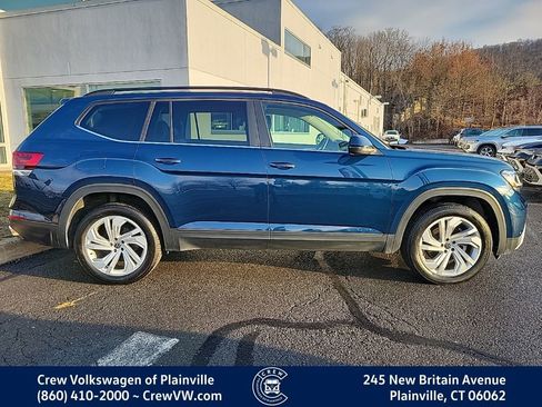 Certified 2022 Volkswagen Atlas SE image 33