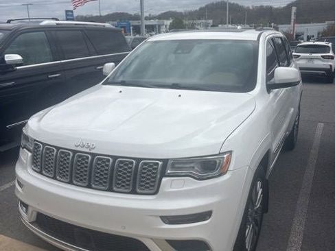 Used 2018 Jeep Grand Cherokee Summit w/ Platinum Series Group image 4