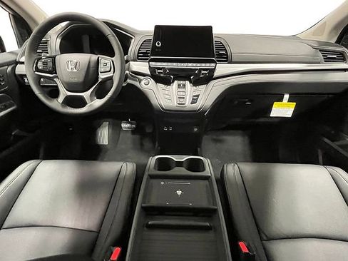 New 2026 Honda Odyssey EX-L image 17