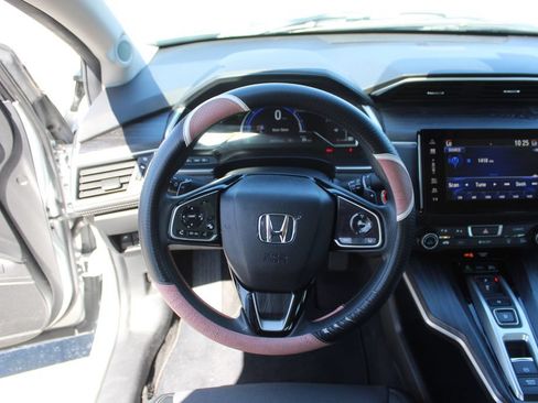 Used 2021 Honda Clarity Plug-In Hybrid image 16