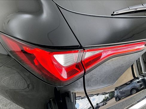 Certified 2024 Acura MDX FWD w/ Technology Package image 40