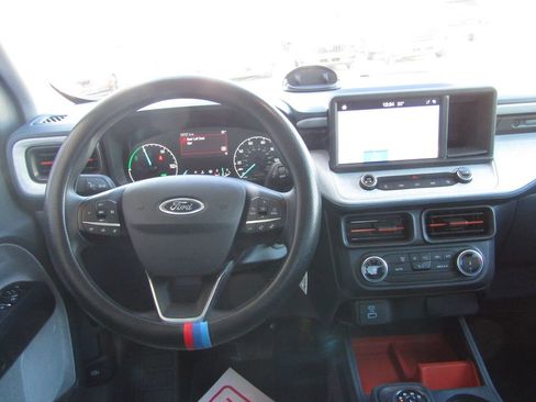 Used 2024 Ford Maverick XLT image 5