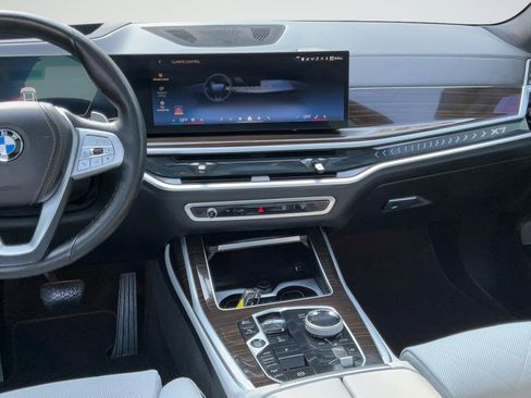 Used 2024 BMW X7 xDrive40i w/ Executive Package AWD/4WD image 16