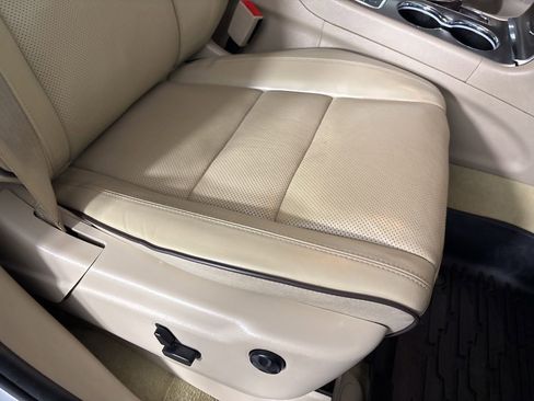 Used 2021 Jeep Grand Cherokee Overland image 30