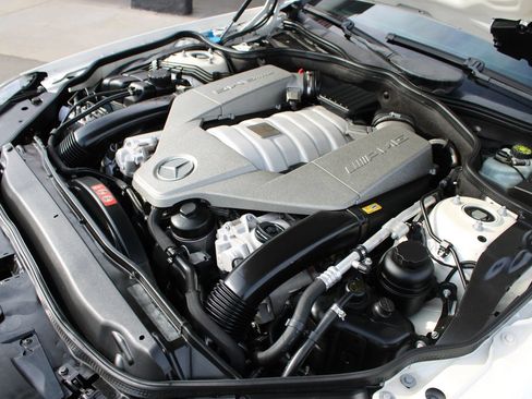 Used 2009 Mercedes-Benz SL 63 AMG image 28