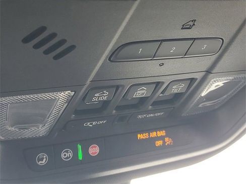 Certified 2022 Buick Enclave Essence w/ Experience Buick Package image 30