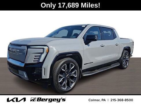 Used 2024 GMC Sierra EV Denali image 1