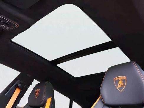 Used 2024 Lamborghini Urus S AWD/4WD image 20