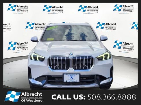 Used 2024 BMW X1 xDrive28i AWD/4WD image 8