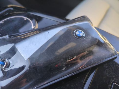 Used 2026 BMW 530i w/ M Sport Package RWD image 36
