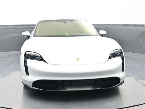 Used 2020 Porsche Taycan Turbo S image 26