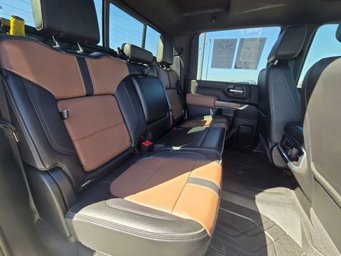 Used 2022 Chevrolet Silverado 2500 High Country AWD/4WD image 33