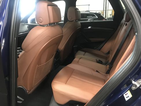 Used 2023 Audi Q5 2.0T Premium Plus w/ Premium Plus Package image 8