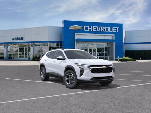 New 2026 Chevrolet Trax LT FWD image 1