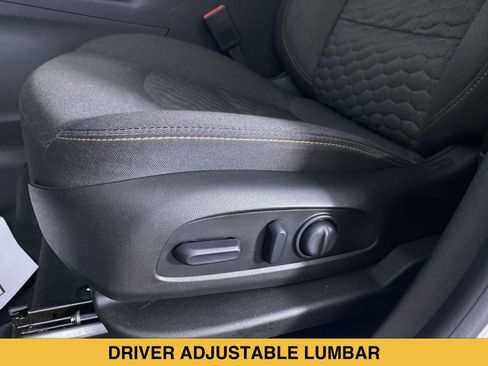 Certified 2018 Chevrolet Equinox LT FWD image 9