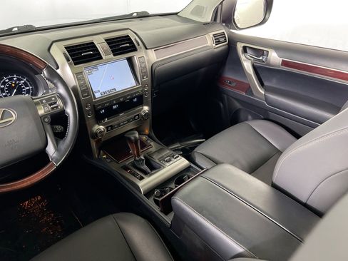 Used 2019 Lexus GX 460 Premium AWD/4WD image 24