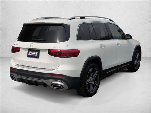 Used 2021 Mercedes-Benz GLB 250 4MATIC w/ AMG Line image 5