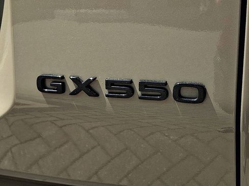 New 2026 Lexus GX 550 AWD/4WD image 8
