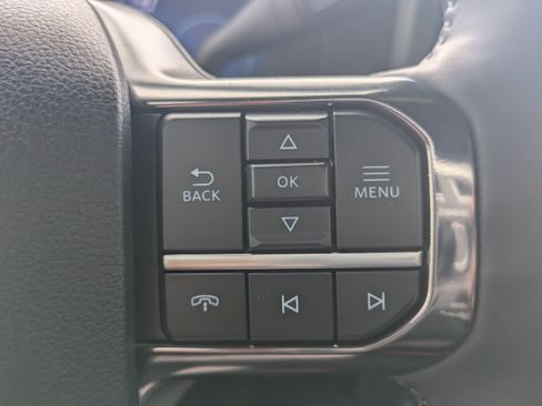 Used 2025 Ford F350 Platinum w/ FX4 Off-Road Package AWD/4WD image 26