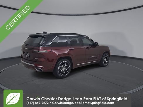 Certified 2025 Jeep Grand Cherokee Summit AWD/4WD image 15