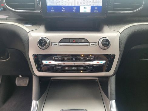 Used 2023 Ford Explorer Timberline w/ Timberline Technology Package AWD/4WD image 23