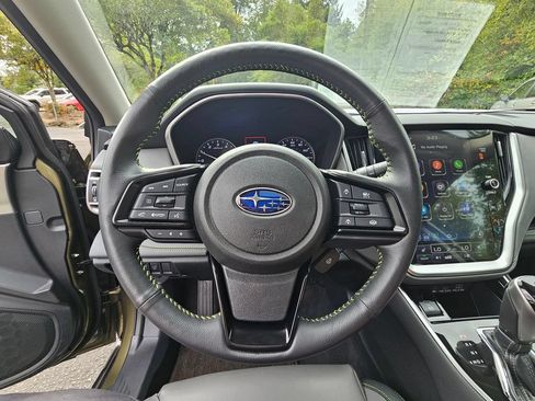 Used 2025 Subaru Outback Onyx Edition AWD/4WD image 28