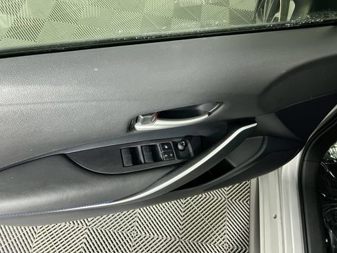Used 2020 Toyota Corolla SE FWD image 14