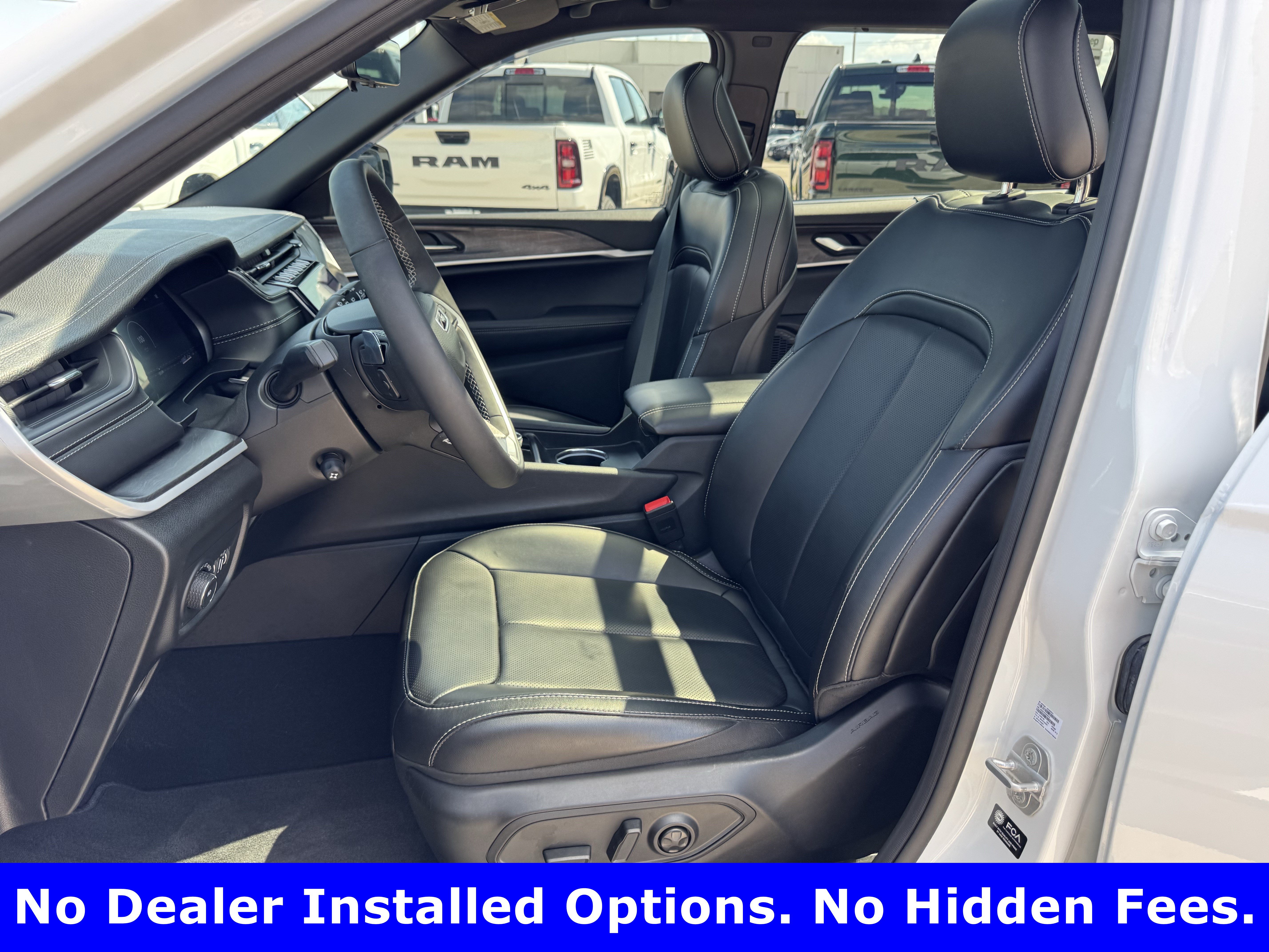Used 2025 Jeep Grand Cherokee L Limited w/ Luxury Tech Group II AWD/4WD image 25