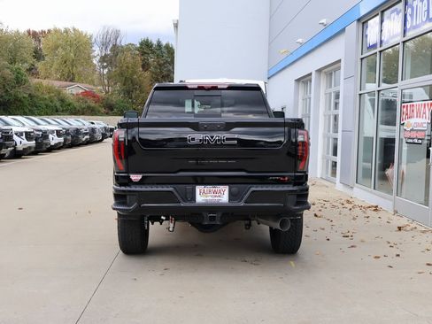 New 2026 GMC Sierra 3500 AT4 w/ AT4 Premium Plus Package image 9