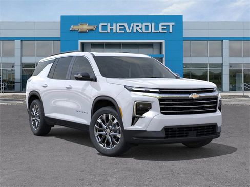New 2026 Chevrolet Traverse LT w/ Enhanced Driving Package image 7