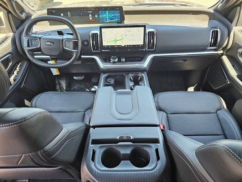 New 2026 Ford Expedition Max Platinum w/ Stealth Performance Package AWD/4WD image 13